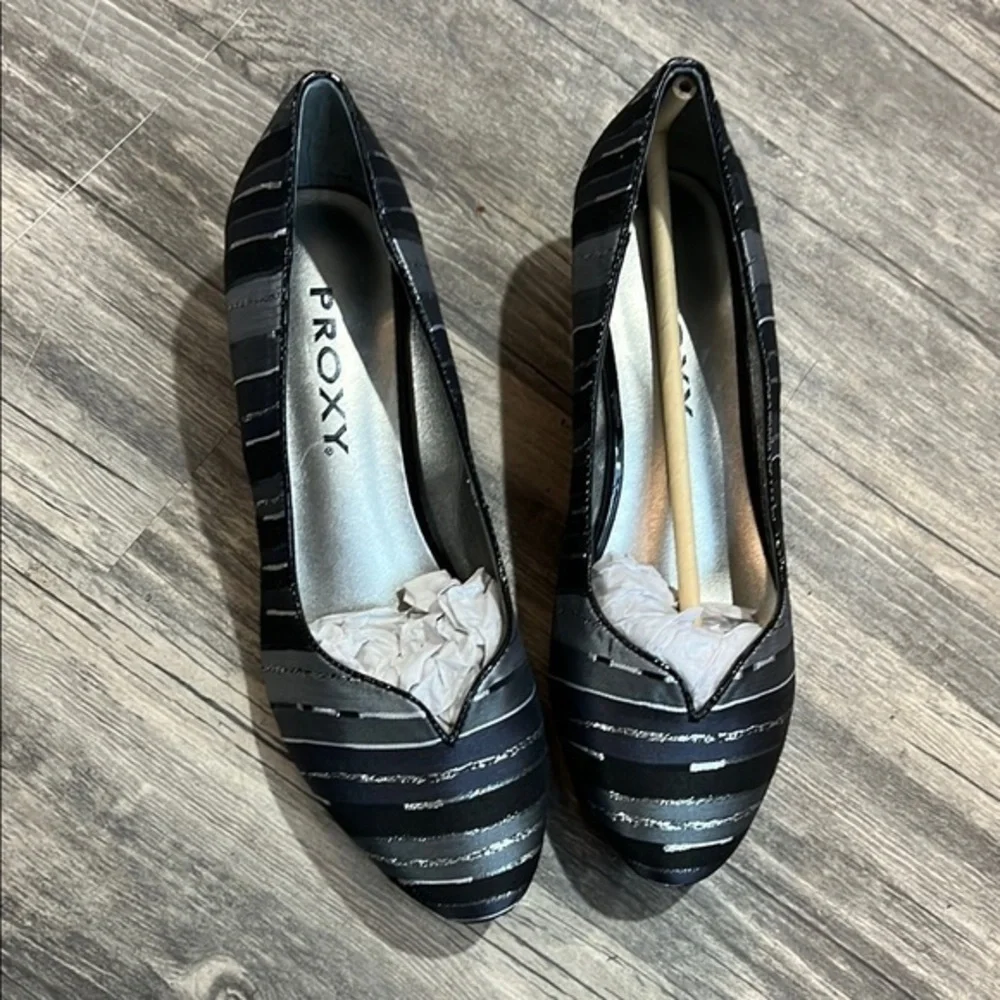 PROXY Black Striped Women's Shoes